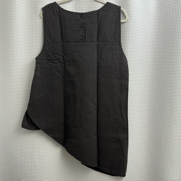 Top - Picture 3 of 3